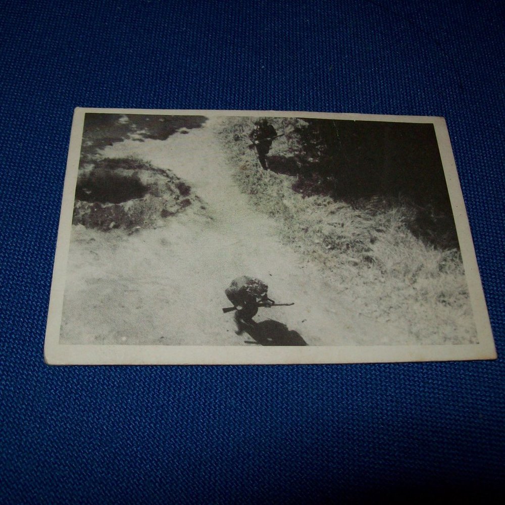 COPY - Vintage Combat! Trading Card # 15 Series I - Advancing - 1963 Selmur…
